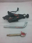 1C00110315 Jack Tool Convertible 2005 Vw Beetle 5-8-3-N Used. Price: $64.17.